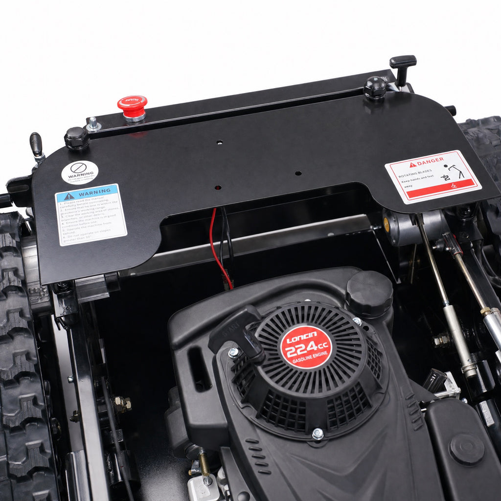 224cc Loncin gas engine close up
